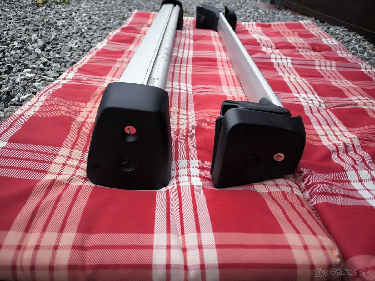 Predám originál priečne držiaky Mercedes Benz E classe.