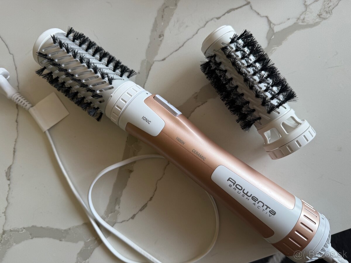 Rotačný kulmofén Rowenta CF9520F0 Brush Active Compact