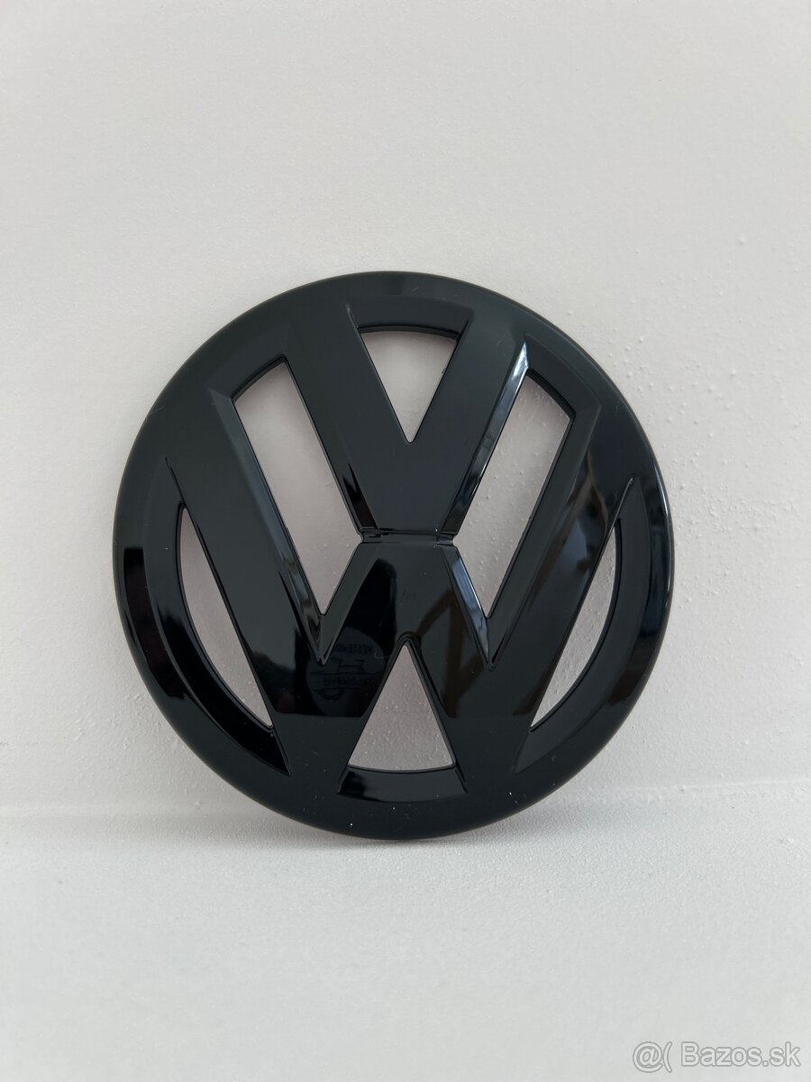 Volkswagen znak čierny lesklý 115/130mm