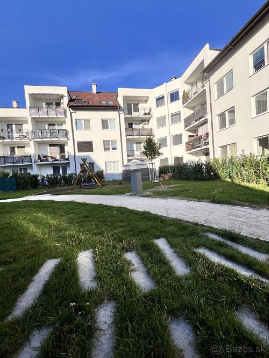 RK Treef ponúka: 2-izbový byt s loggiou a zariadením