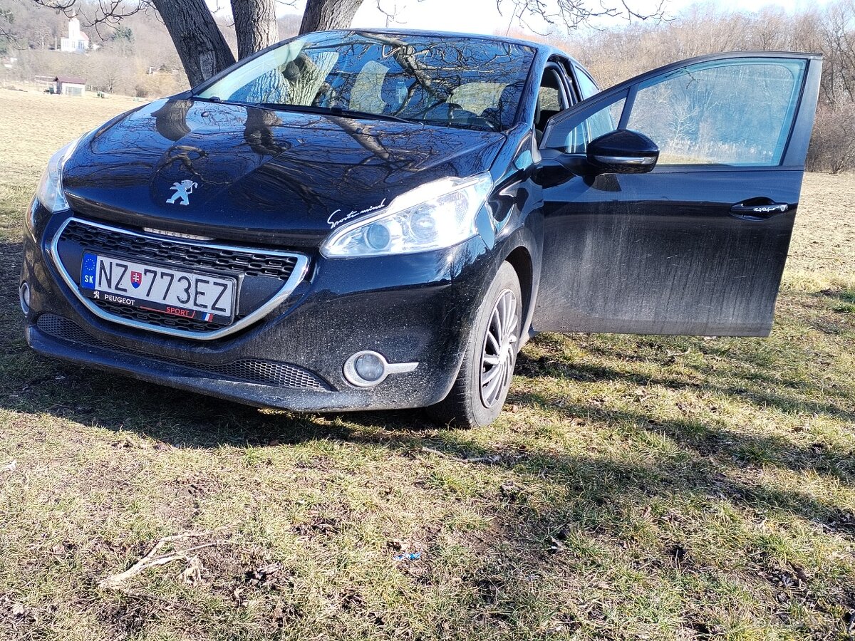 Peugeot 208 1.4hdi kupované na Slovensku