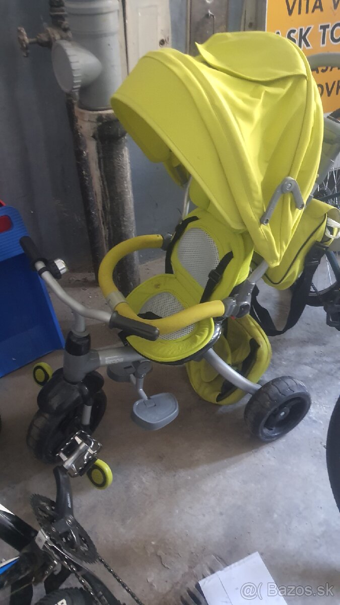 Bicykel na repas a trojkolka na tlačenie
