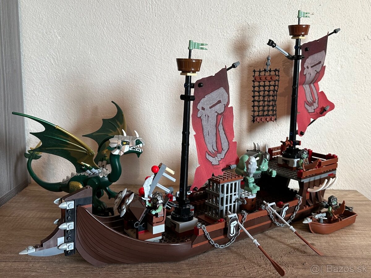 Lego Castle 7048 Troll Warship s navodom