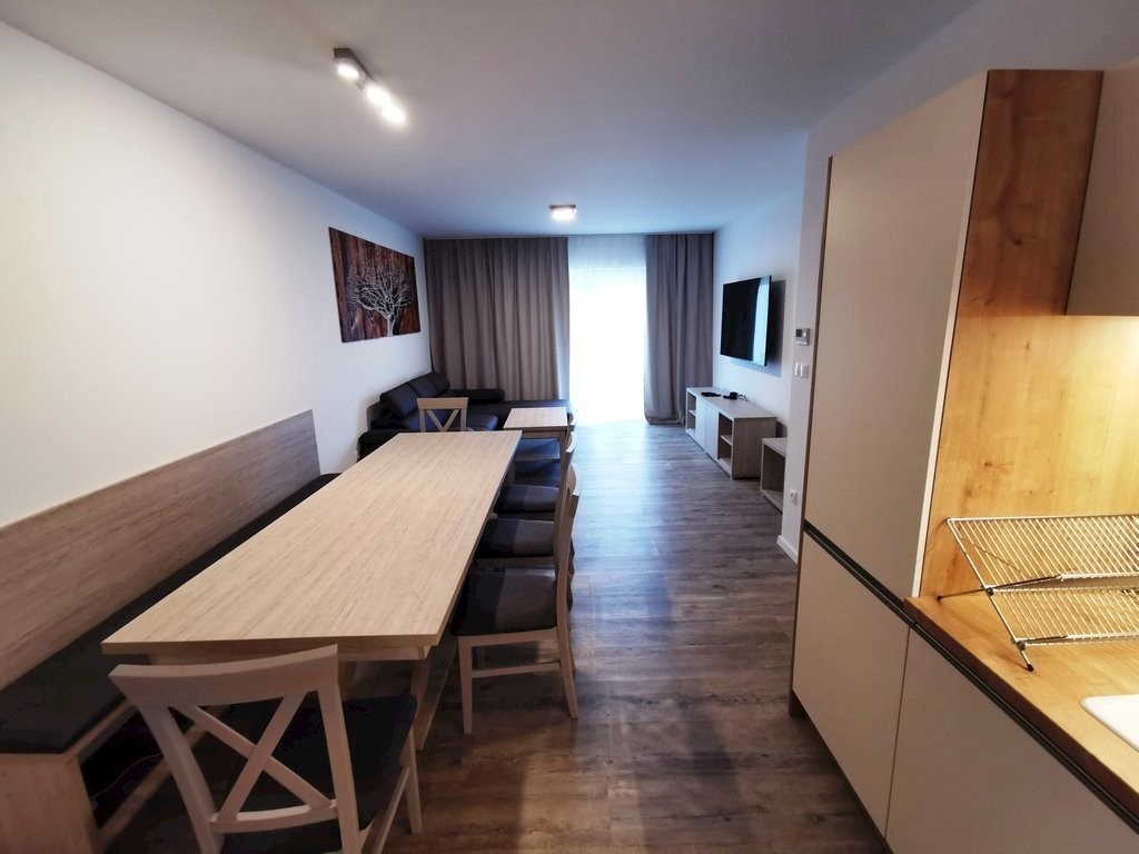 Prenájom moderný, zariadený 4i.dom v obci Poruba