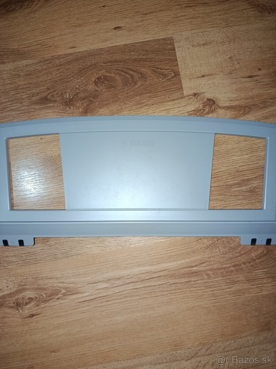 Stojan na noty na kláves Yamaha PSR S 710