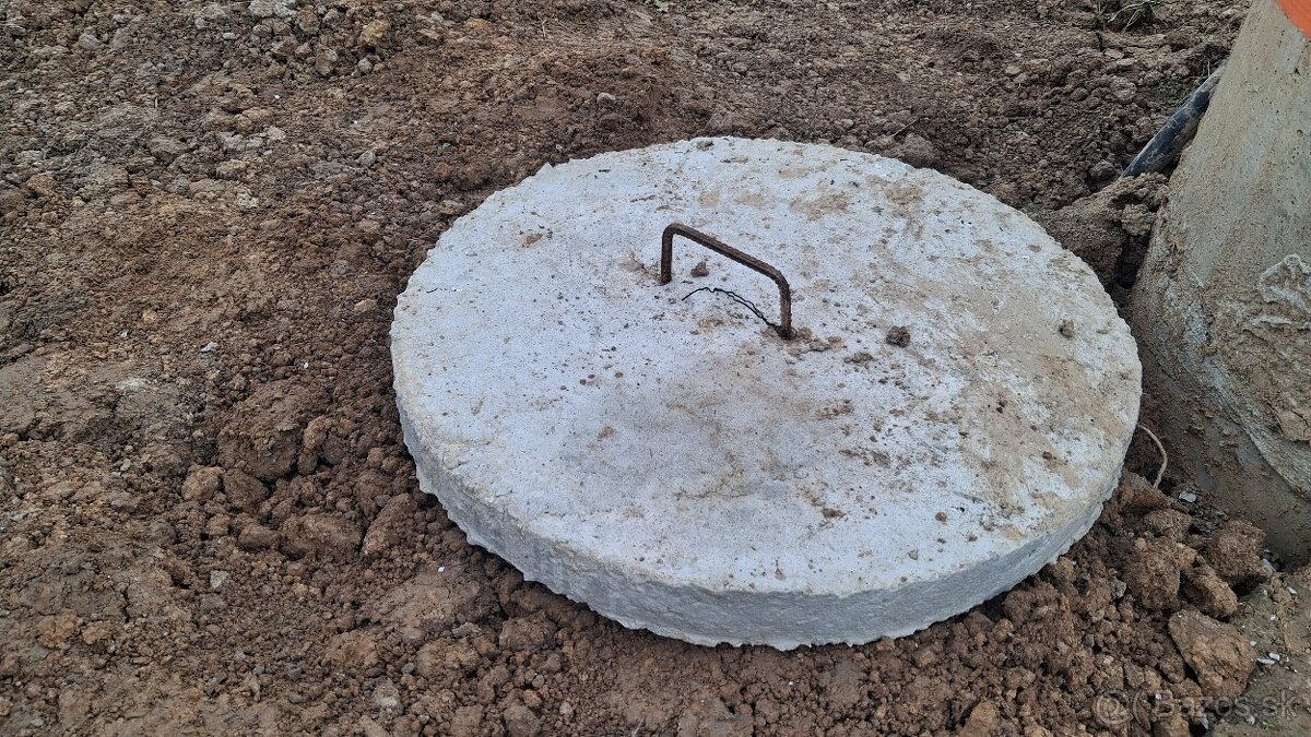 Predám betónový poklop