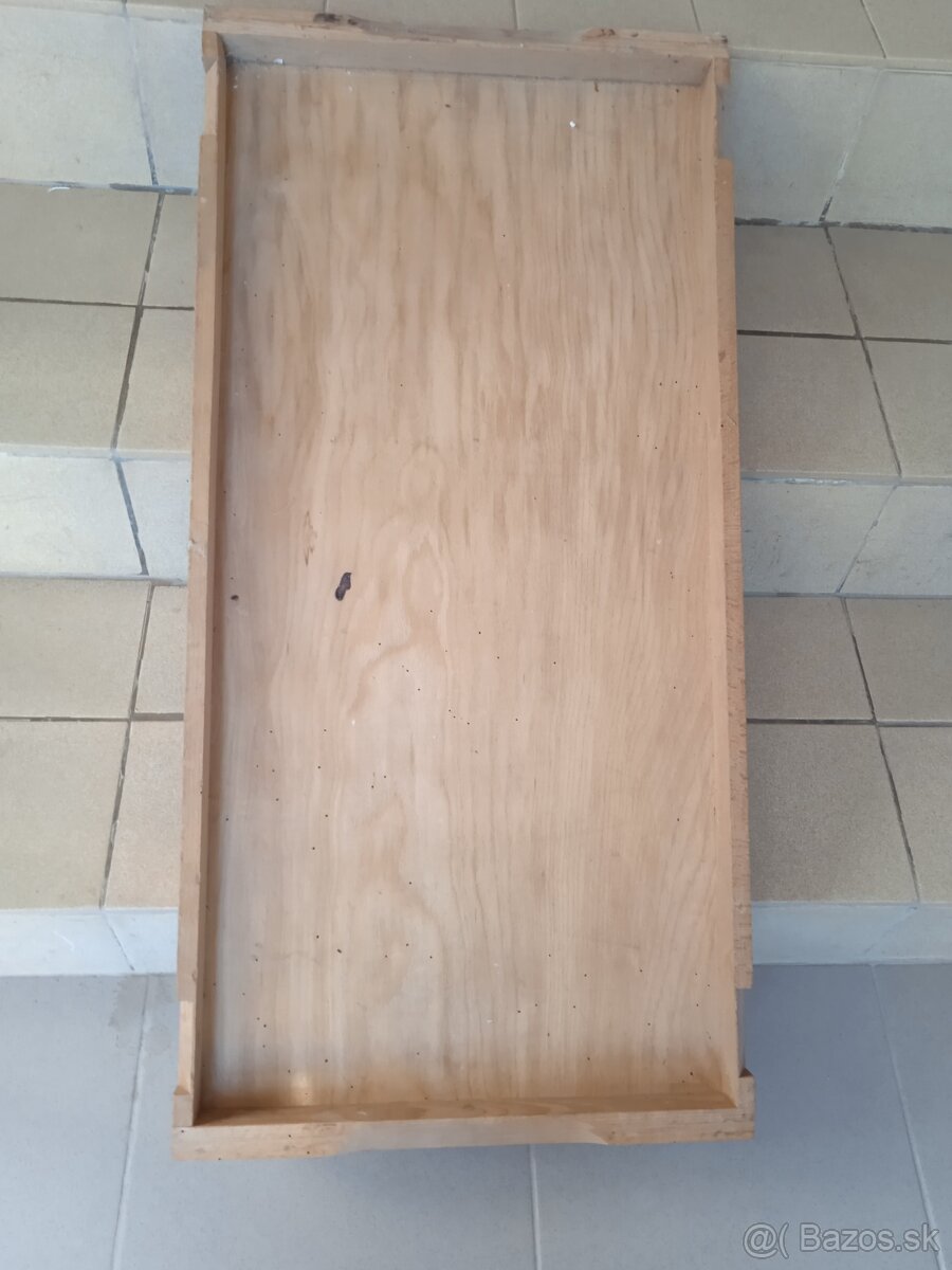 Drevená tácka -podnos