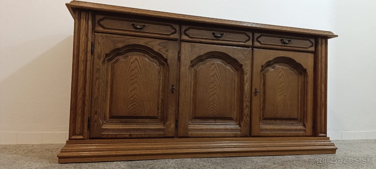 Rustikální komoda, nábytek z masívu, Nábytek s příběhem