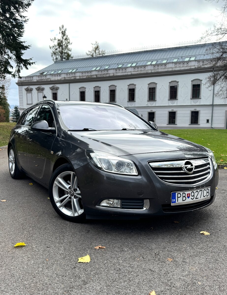 OPEL INSIGNIA Combi 2.0CDTi + Nové zimné pneu