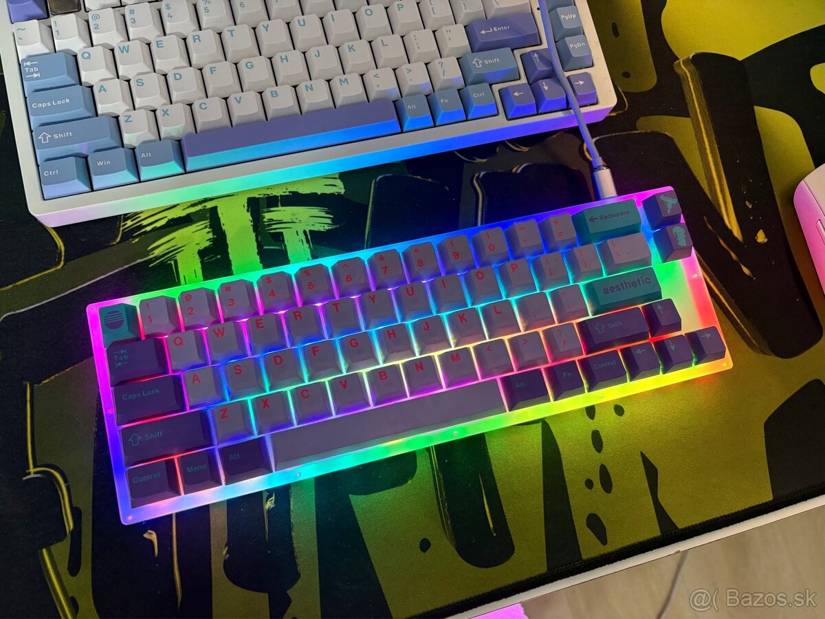 Custom klavesnica na základe Womier K66