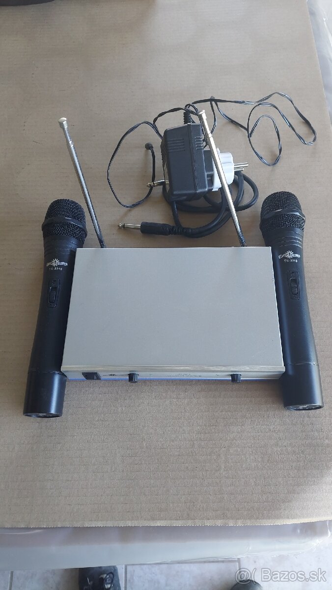 Duálny bezdrôtový systém mikrofónov