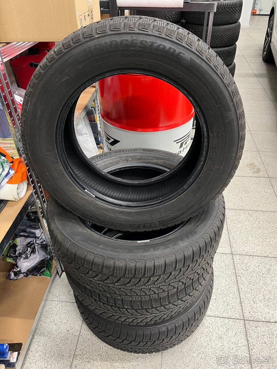 Zimné pneu Bridgestone 235/60 R18