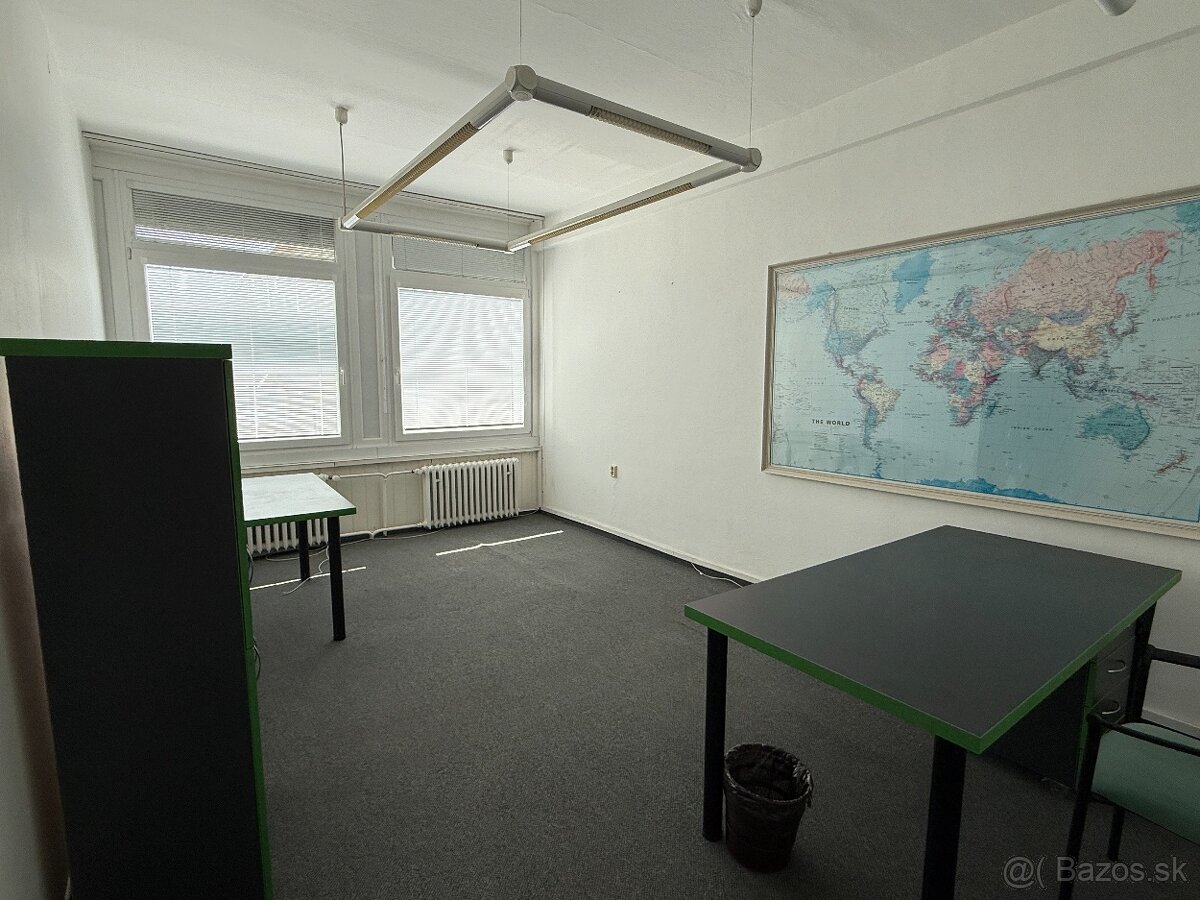 Prenájom kancelárii v centre mesta Prievidza