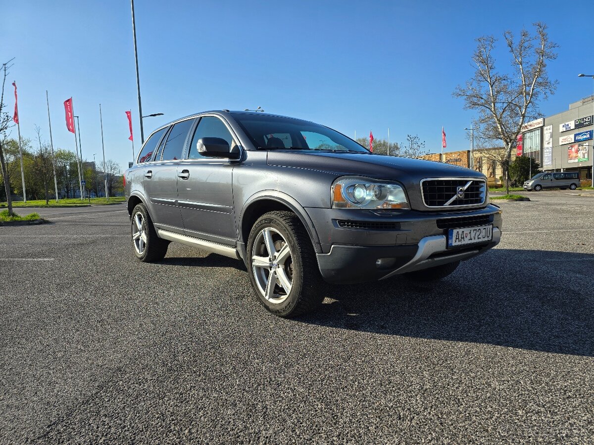 Volvo xc90 D5 R-Design 136kw plnefunkcne aj vratane 4kolky m