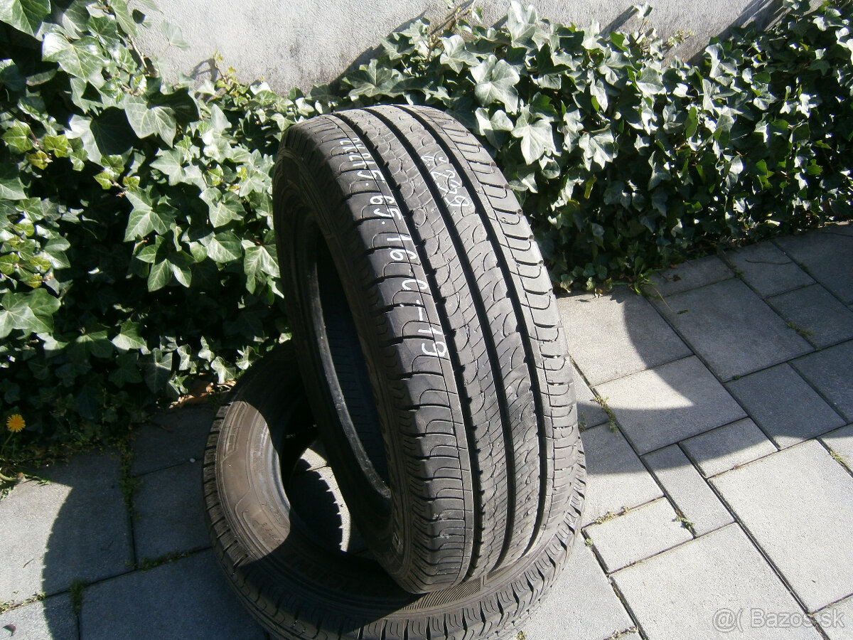 Predám 2x letné pneu Goodyear 215/65 R16C 109/107T