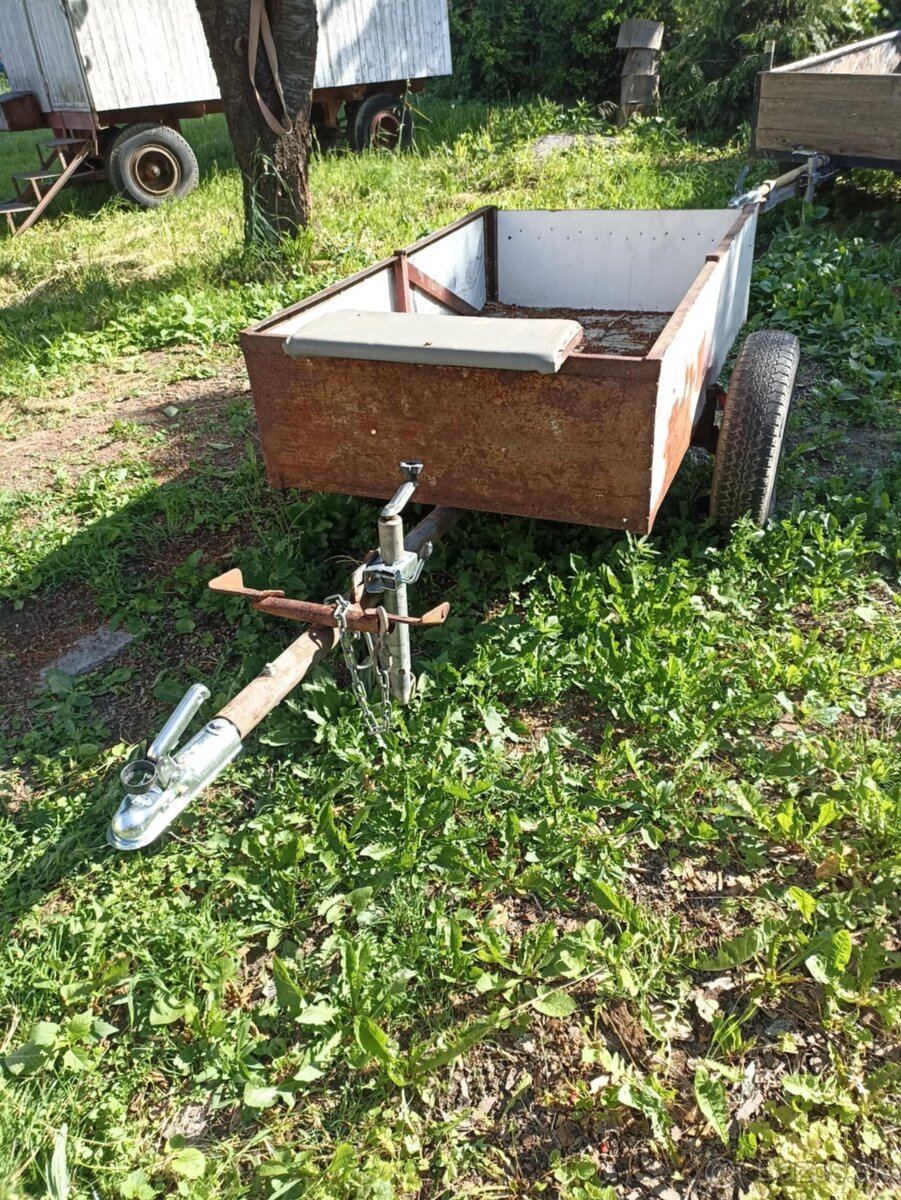Prívesný vozík za malotraktor(parohač)