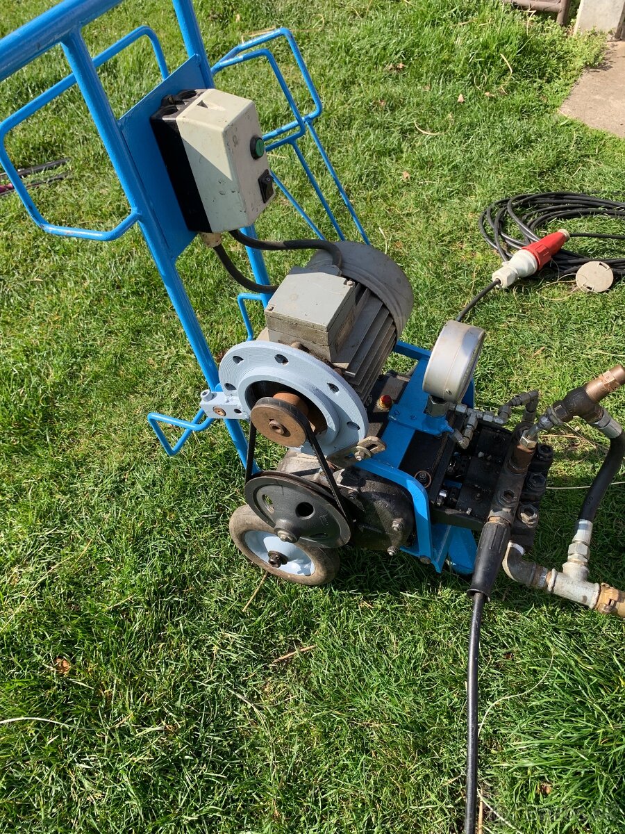 Tlakové čerlpadlo Karcher DE 320