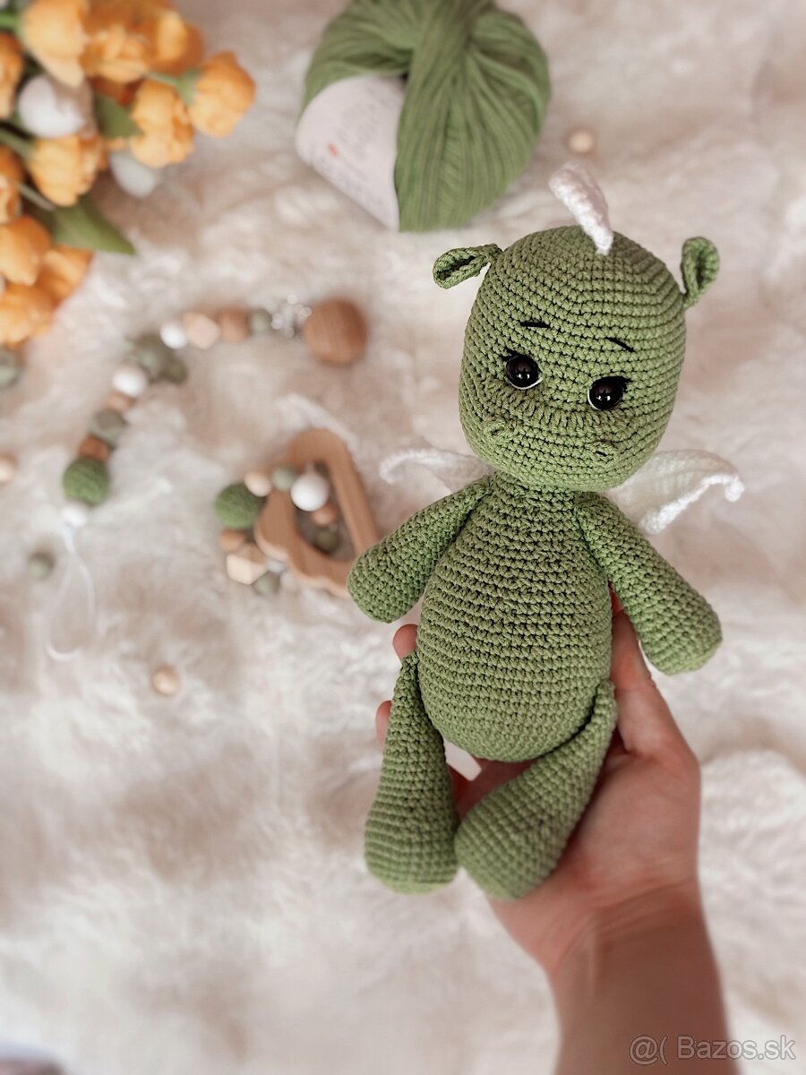 Predám háčkovaného dráčika (amigurumi)