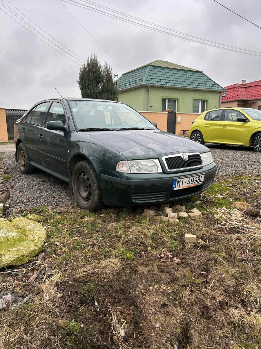 Škoda octavia 1