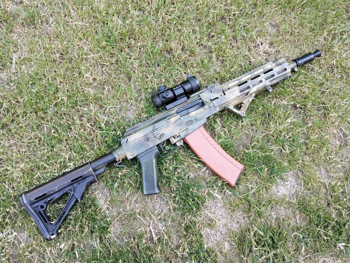 AK04