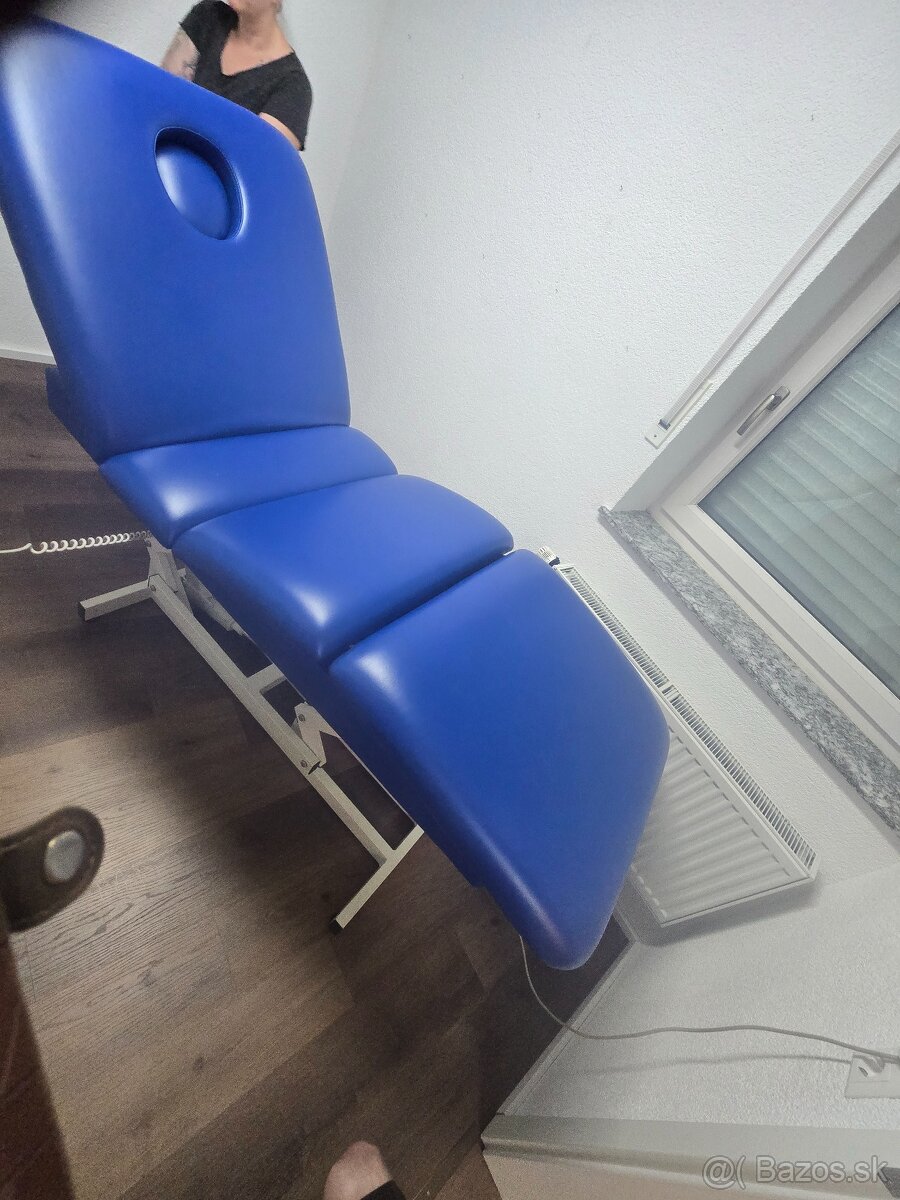 Elektrické Masážní lehátko modré 2 motory