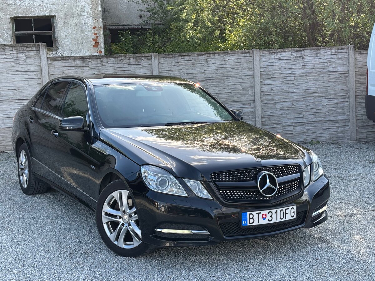 Mercedes-Benz E trieda Sedan 220 CDI Blue Elegance A/T