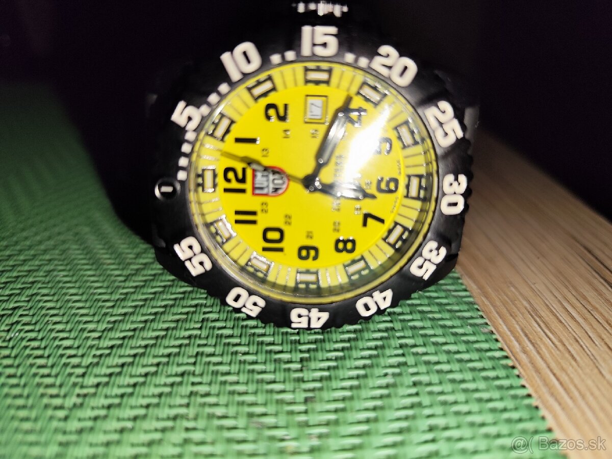 Luminox