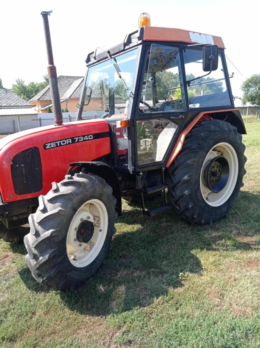ponúkam zetor kabina motor 73