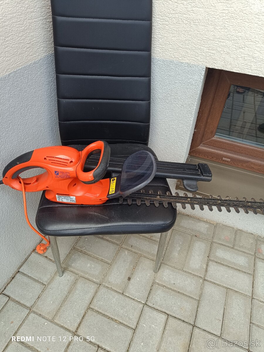 Elektrické nožnice Flymo HT 450