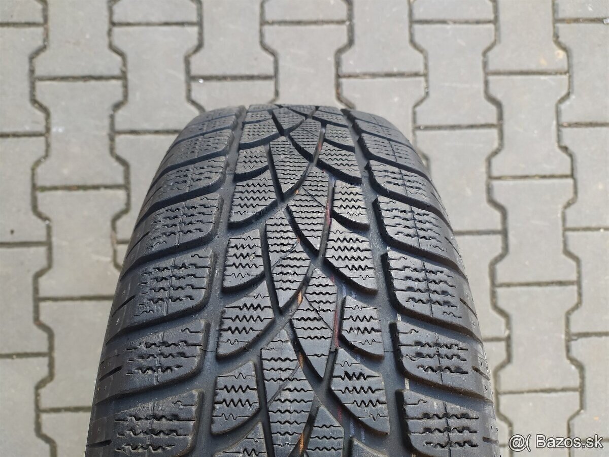 Zimné pneu Dunlop SP WinterSport 3D 215/60 R17