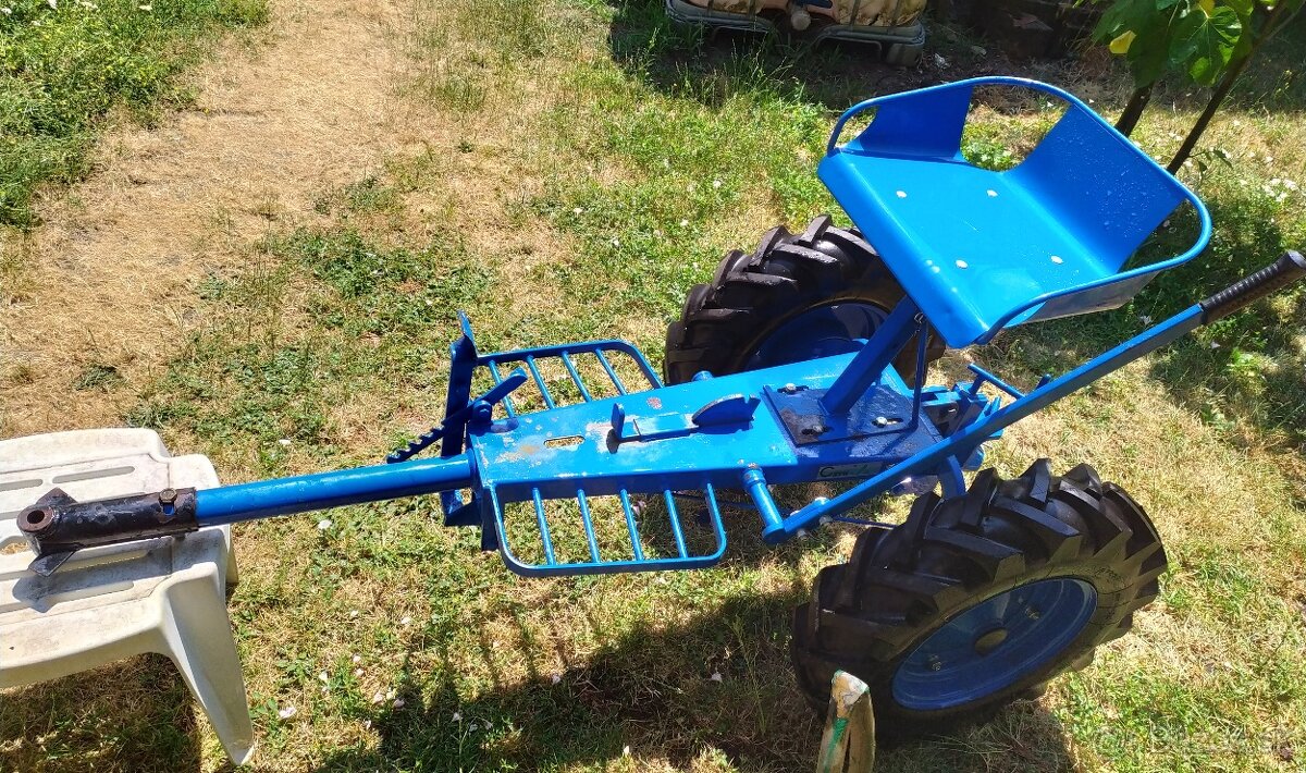 Nosič náradia AGZAT NNT-2
