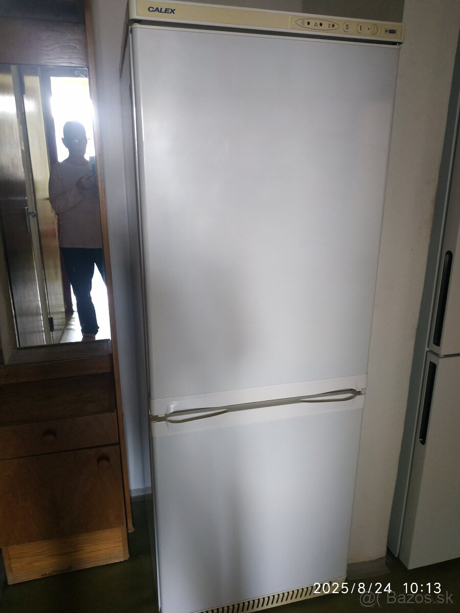 Predam chladničku s mrazničkou