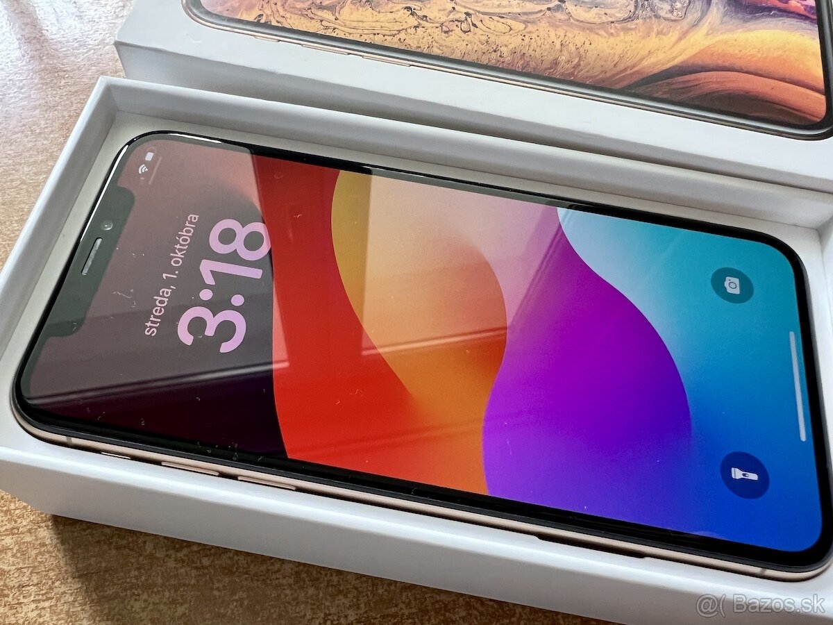 iPhone XS, Gold, 64GB, úplne bez škrabancov