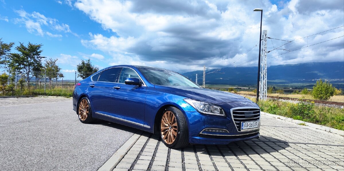 Hyundai Genesis 3.8 V6 GDi HTRAC - LPG