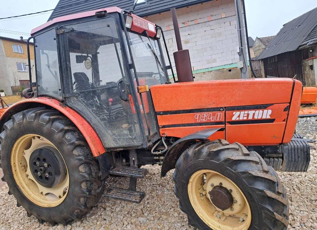 PREDAM TRAKTOR ZETOR FORTERRA 9540 SLOVENSKE TP A SPZ