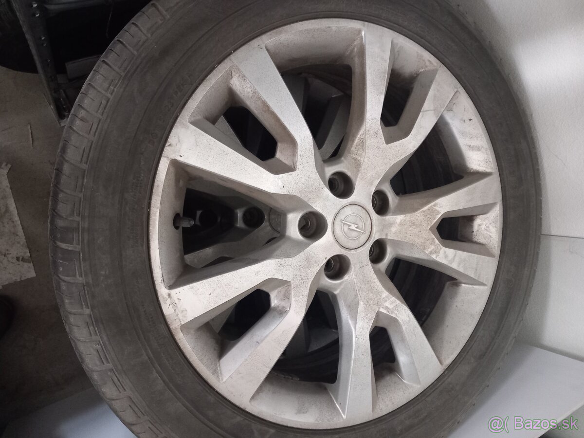 Elektrony na Opel Antara