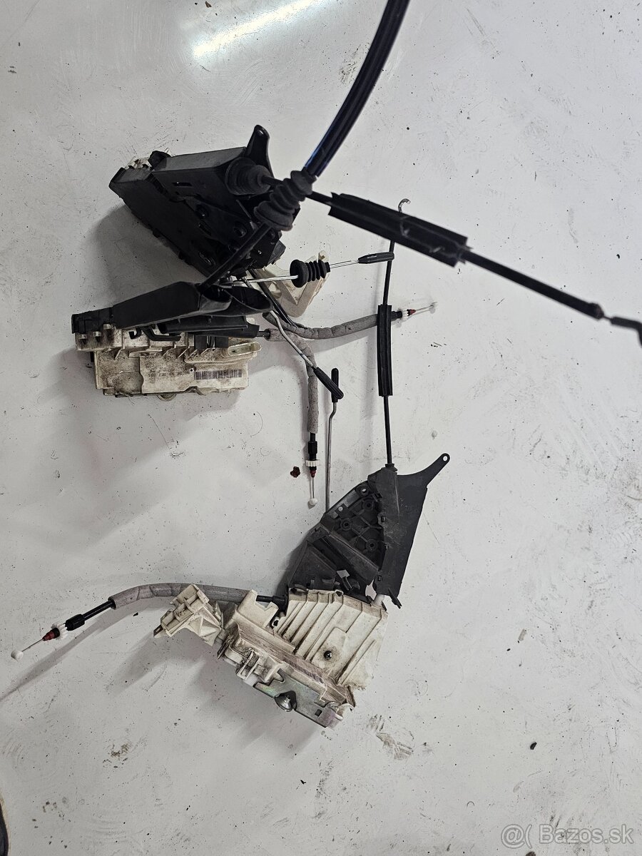 Zamky dverove Mercedes Aclasse Bclasse