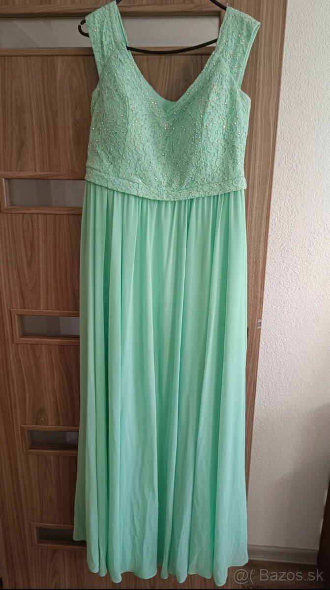 Spoločenské šaty mentolové 46