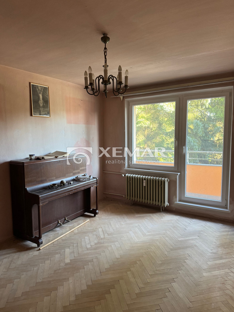 PREDAJ 2,5 izbový byt Banská Bystrica