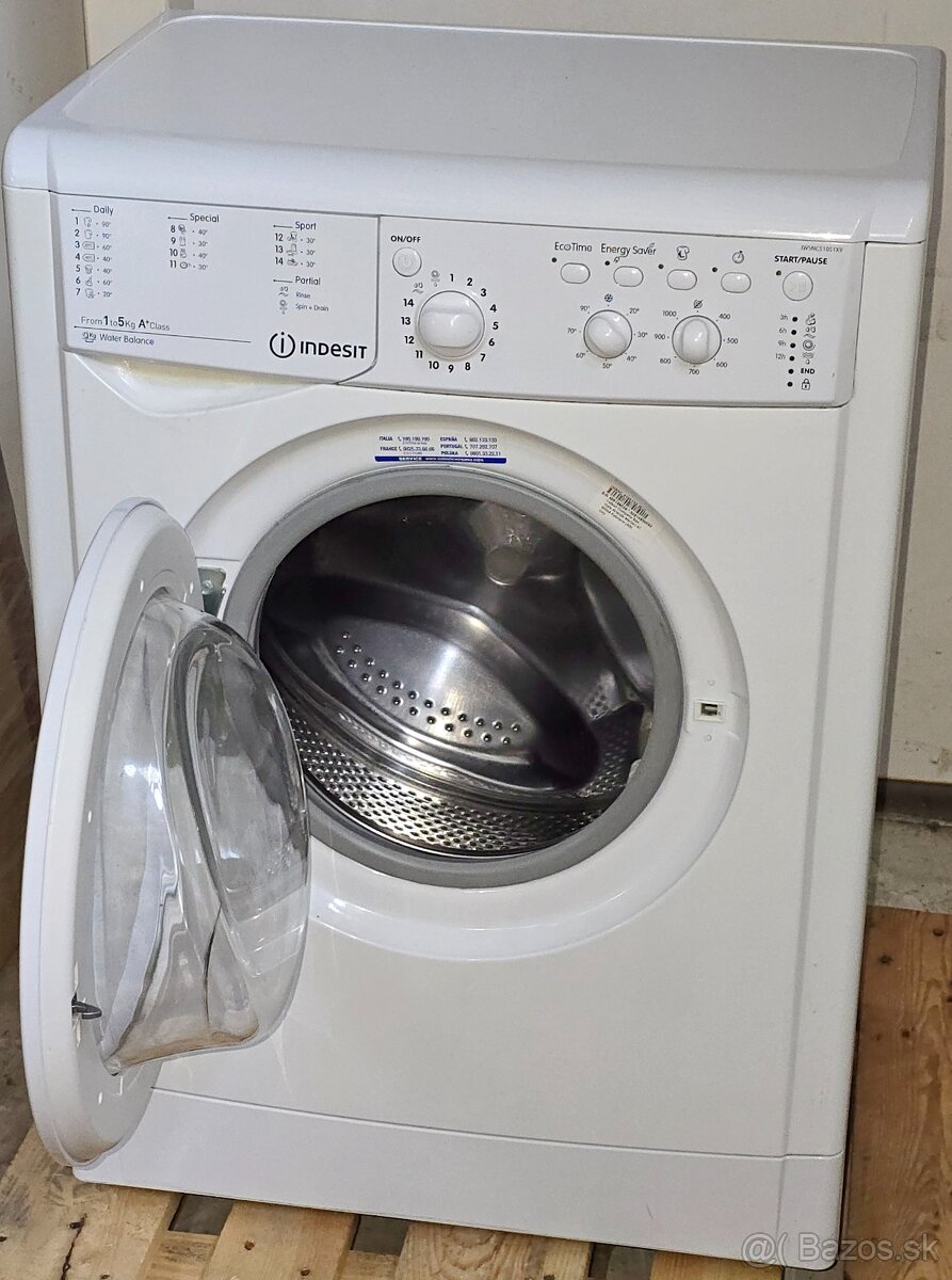 Práčka Indesit IWSNC 51051 X9 5 kg ; 1000 ot./min ; A+; SLIM