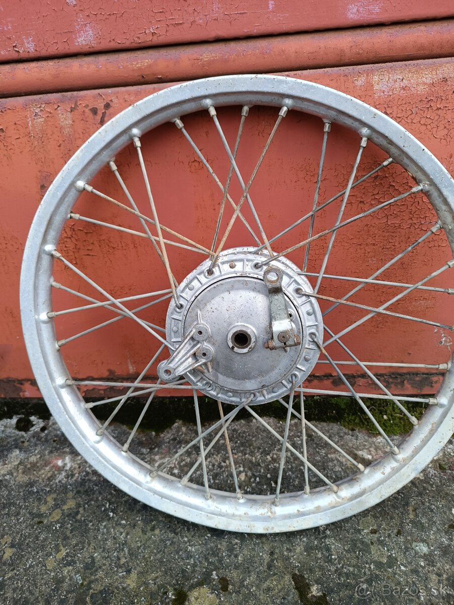 Predám predné koleso ČZ 125/511