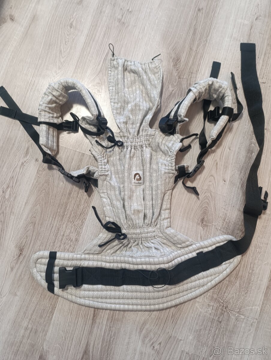 Rischino Flexible ergonomický nosič