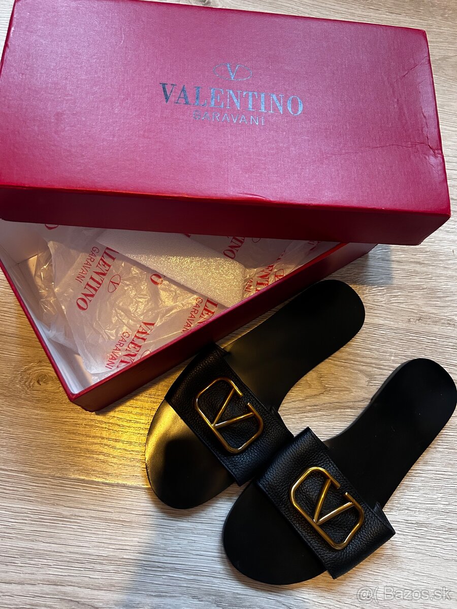 Šľapky Valentino