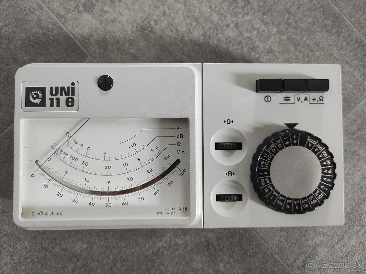 .Analógový multimeter UNI 11e – DDR.