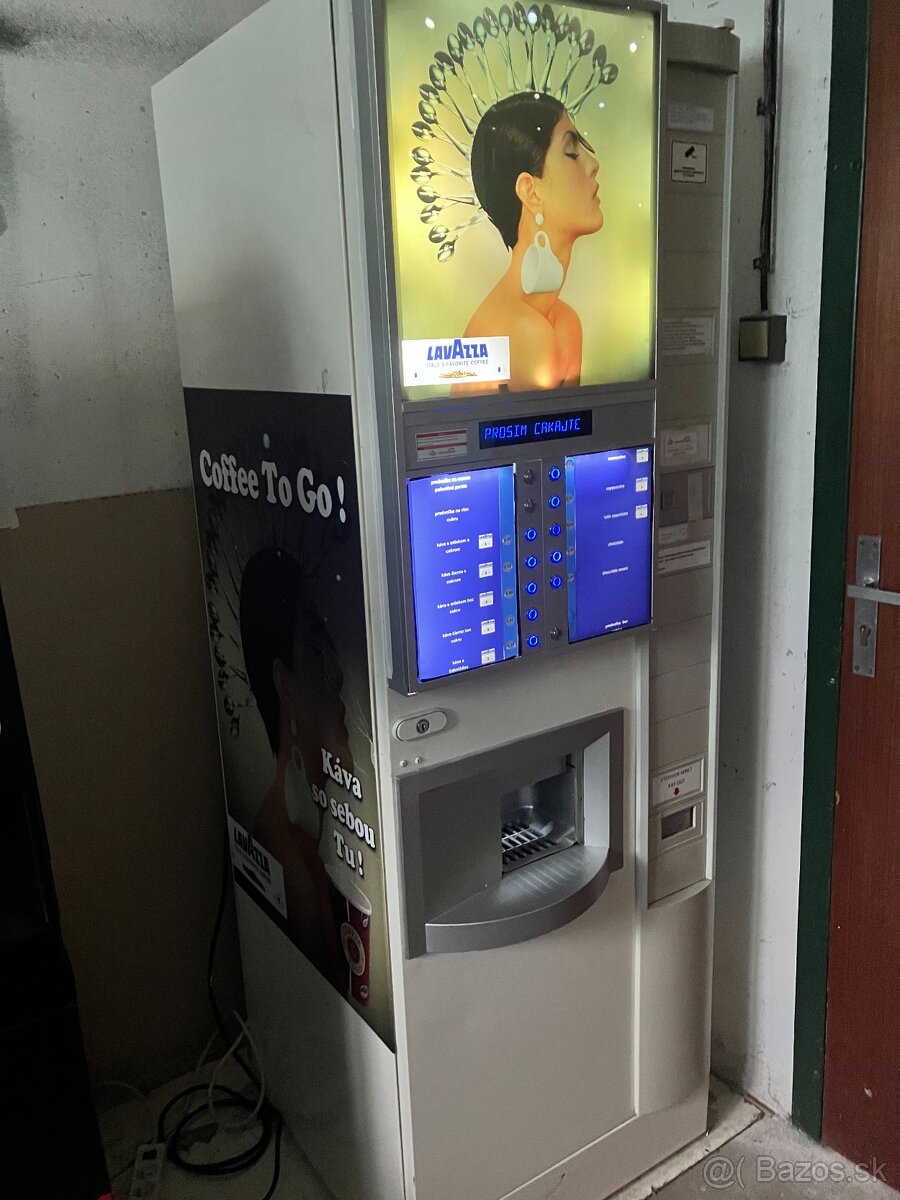 Kávomat - nápojový automat