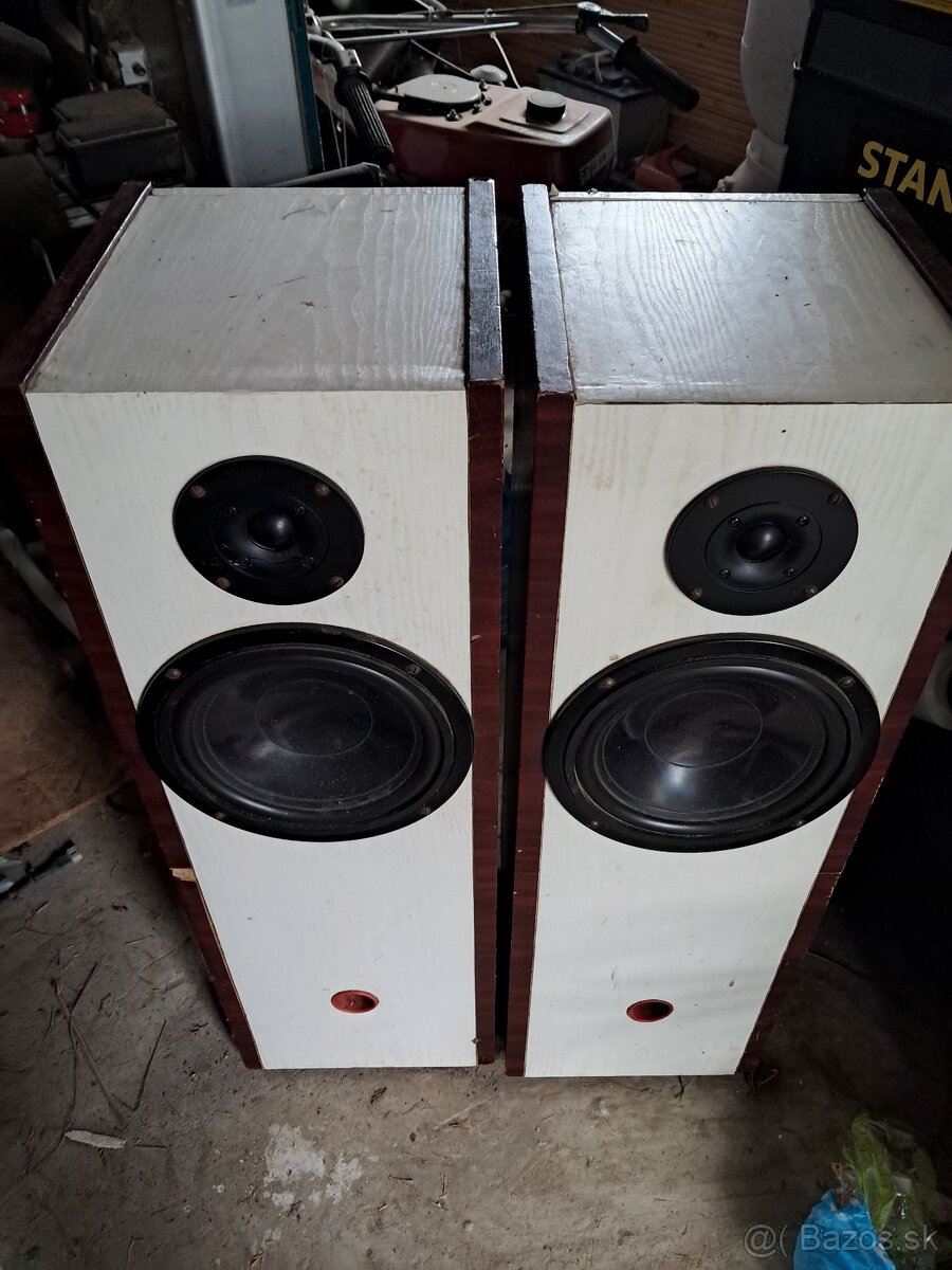 Predám Koda AV706F + amatérsku repro sústavu