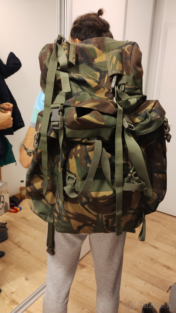 Nepoužité veľký hnedozelený batoh / ruksak  - Military Vojen