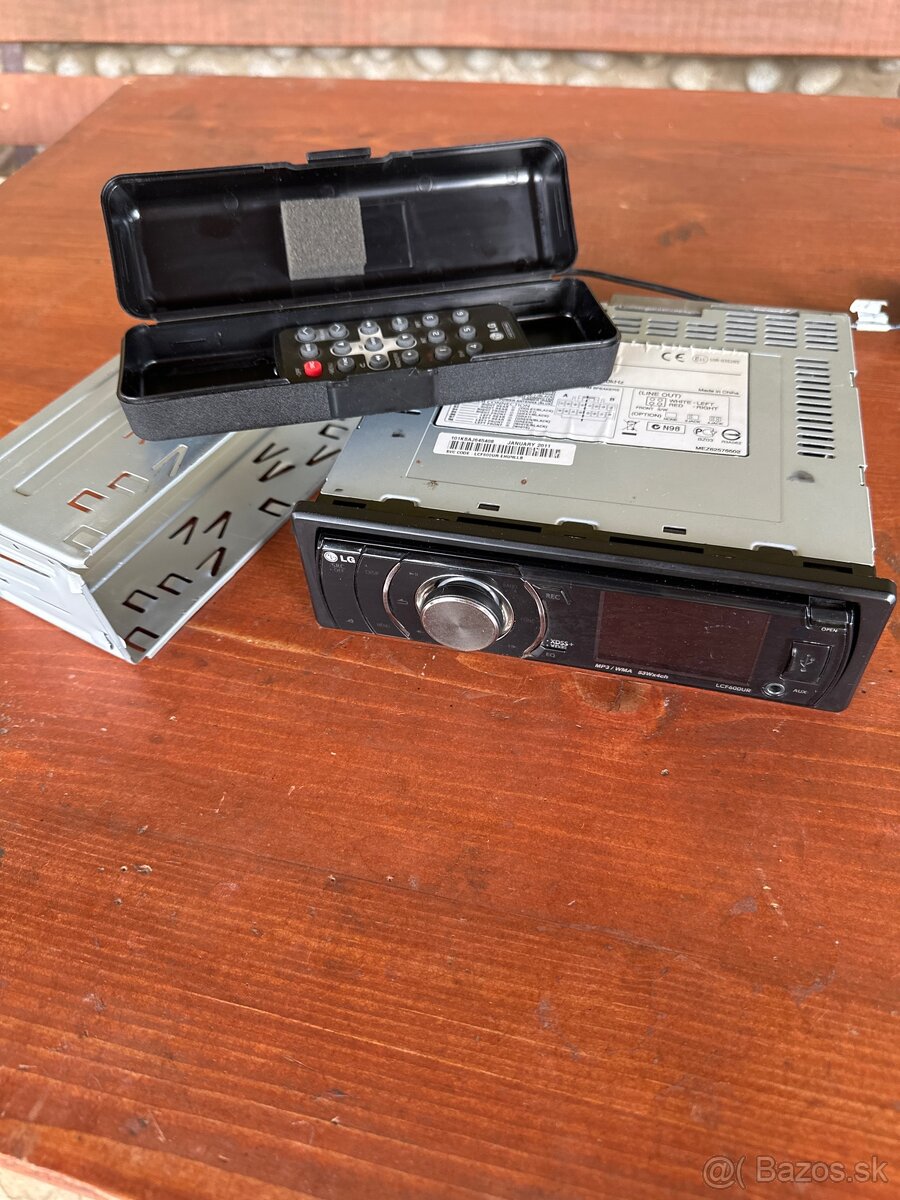 LG LCF600UR autorádio