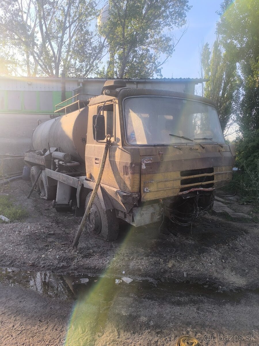 Tatra 815 CAS 11, fekal, cisterna