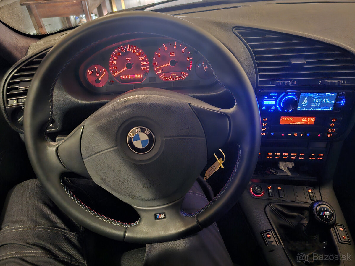 BMW E36 touring Top stav 320i 110 kw